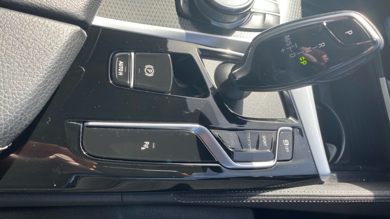 BMW 5 Series 520d xDrive MHT M Sport 4dr Step Auto Diesel Saloon